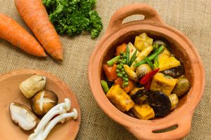 Tofu braised with shiitake mushroom and mixed veggies at Sen Vegan House in Ho Chi Minh City