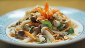 Mixed mushroom salad at Sen Vegan House in Ho Chi Minh City