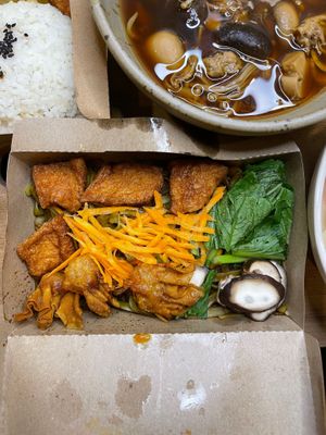 Healthy Dry Wantan Panmee	  RM 17.90 at Minf Houze Vegan Cafe in Kuala Lumpur