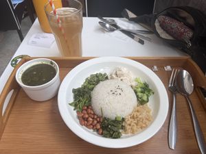 I had the hakka leicha and a lemongrass iced tea 🌞🫶🏼  at Minf Houze Vegan Cafe in Kuala Lumpur