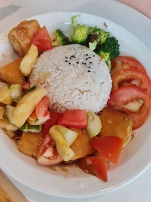 Sweet & Sour Golden Tofu rice ~ 13/4/23 at Minf Houze Vegan Cafe in Kuala Lumpur