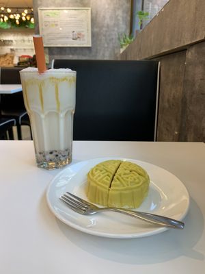 Mooncake with durian paste and a caramel boba 🧋  #Veganuary at Minf Houze Vegan Cafe in Kuala Lumpur