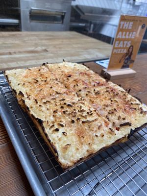 Vegan cheese pizza  at Square Pie Guys in San Francisco