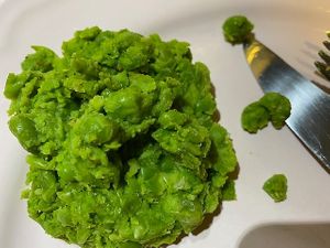 Dry "mashed" peas, no herbs, no taste at all at Gypsy - Marina Mall in Dubai