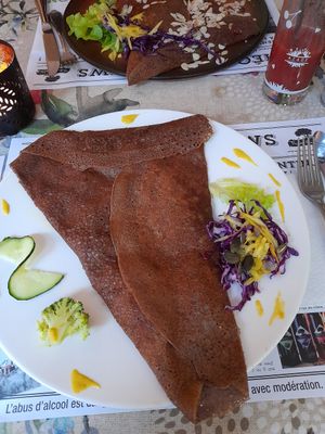 Galette at La Cigale Voyageuse in Granville