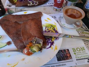 Gelatte with vegetables and vegan cheese at La Cigale Voyageuse in Granville