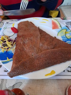 Hindi at La Cigale Voyageuse in Granville