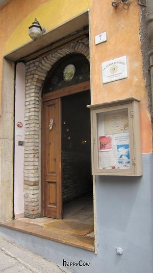 Entryway to La Terra di Mezzo. at La Terra di Mezzo in Cagliari
