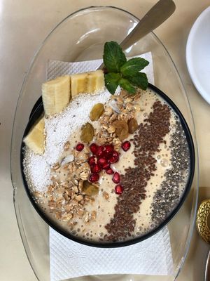 Smootie bowl at OR2K in Kathmandu
