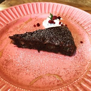 Vegan rice flour organic banana & apple chocolate cake at Orange County Cafe in Tondabayashi