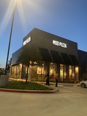 MOD PIZZA (exterior) at MOD Pizza - Alliance in Fort Worth