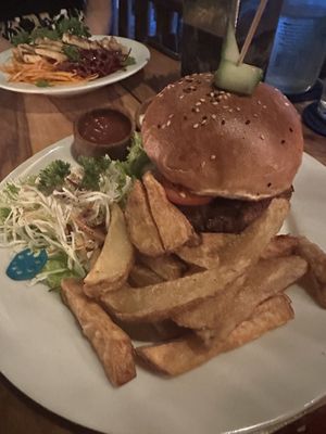Veganer Burger   at Chill Cafe in Ella
