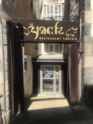 Entrance outside at Le Yack in Clermont-ferrand