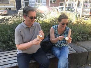 Eisessen im Park at Oecher Eis-Treff in Aachen