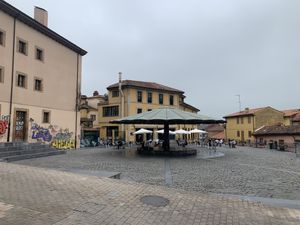 Looks dismal with the gray skies but, it’s cool at Meraki in Oviedo