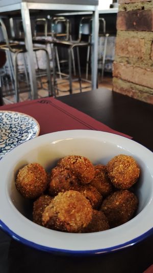 Croquetas de shitake at Meraki in Oviedo