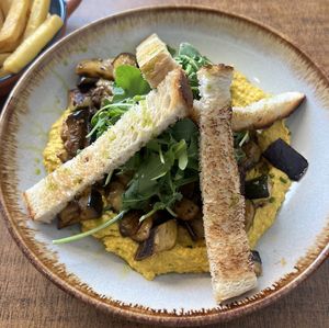   at Beachcove Café in Waterville