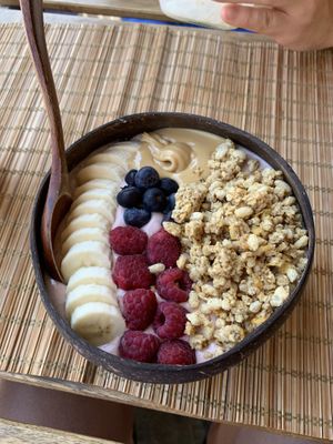 peanut butter smoothie bowl  at Vitamin Bar in Kos