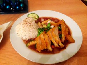 crispy soy with hoisin sauce at Loving Hut in Nuremberg