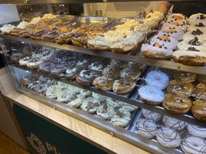 Veggie and vegan 🌱   at Planet Doughnut in Shrewsbury