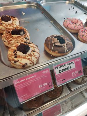 Vegan options at Planet Doughnut in Shrewsbury
