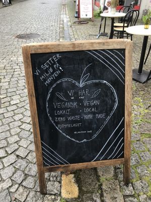 Vegan and local at Cafe Aura in Bergen