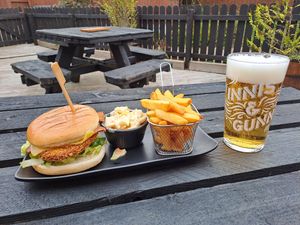 Chicken burger, chips and vegan coleslaw at The Beech Tree in Glasgow