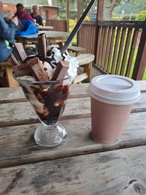 Vegan kit kat sundae 😋 at The Beech Tree in Glasgow