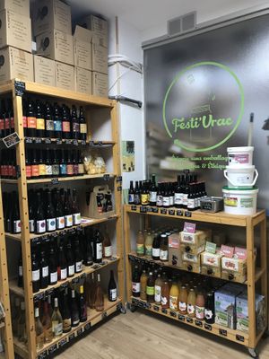 Juices and more at Festi'Vrac in Buis-les-baronnies