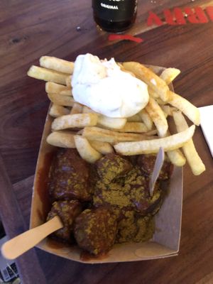 Vegane currywurst mit pommes  at Curry 61 in Berlin