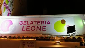 Sign at Gelateria Leone in Fazana