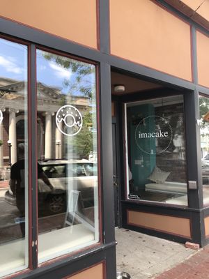 Enter and be amazed  at Imacake Bakery in Amesbury