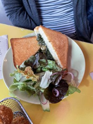 Mumbai tosti  at Grenswerk in Venlo