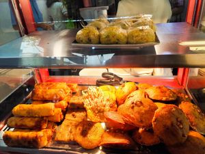 Fried items at Xing Hua Vegetarian 兴化美食 - Albert Mall in Central Singapore