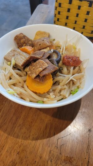 Vegan Cau Lau at An Hy in Hoi An
