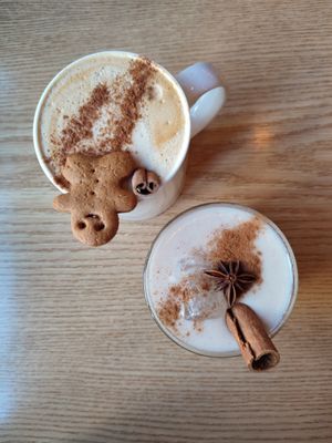 Gingerbread latte and eggnog at Plant Cafe & Kitchen - Itaewon in Seoul