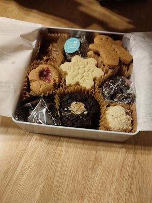 Christmas cookie tin box at Plant Cafe & Kitchen - Itaewon in Seoul