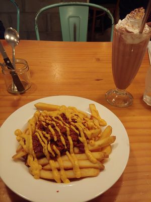 Chili potatoes with ice chocolate at Plant Cafe & Kitchen - Itaewon in Seoul