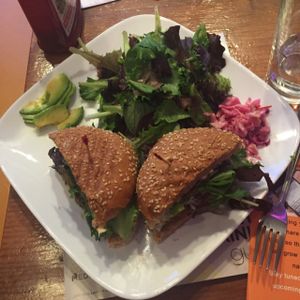 Burger at Golden Mean in Santa Monica