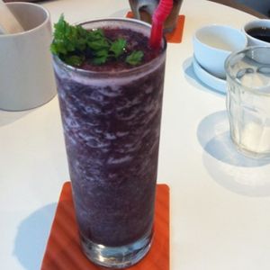 Blueberry smoothie. Expensive and just okay. at Hanada Rosso in Tokyo