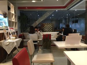 Bright and clean. at Hanada Rosso in Tokyo