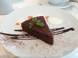 Chocolate cake at Hanada Rosso in Tokyo