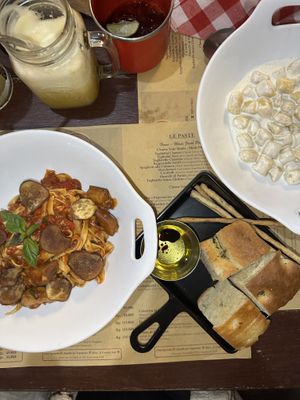 Vegetarian gnocchi   at Pasta Pojok in 