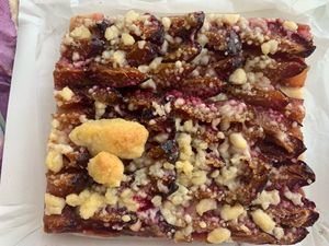 Zwtschgenkuchen at Bäcker Göing - Bödekerstr 32 in Hannover