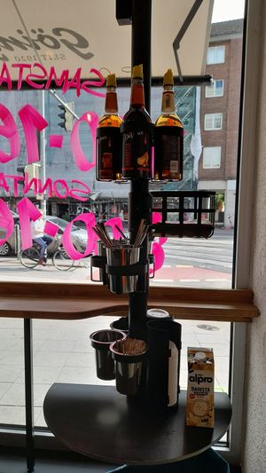  at Bäcker Göing - Falkenstr - Der Vegane Bär  in Hannover