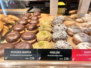   at Bäcker Göing - Falkenstr - Der Vegane Bär  in Hannover