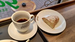 Got both of these for free at Bäcker Göing - Falkenstr - Der Vegane Bär  in Hannover