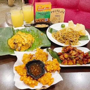 Vegan indo foodie at Warung Ijo in Central Singapore