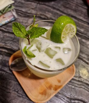 Refreshing Fresh Squeeze Lime Juice ~ 29/6/22 at Warung Ijo in Central Singapore