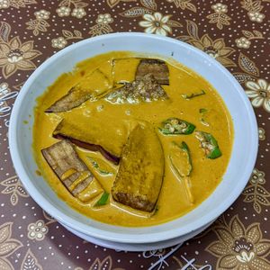 Vegetable Curry at Warung Ijo in Central Singapore